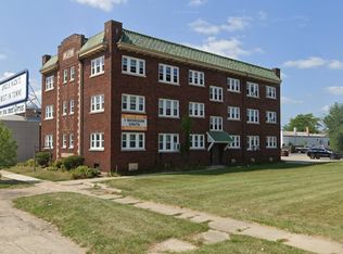 222 N 5th St, Rockford, IL 61107
