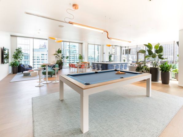 123 N Desplaines St APT 1606