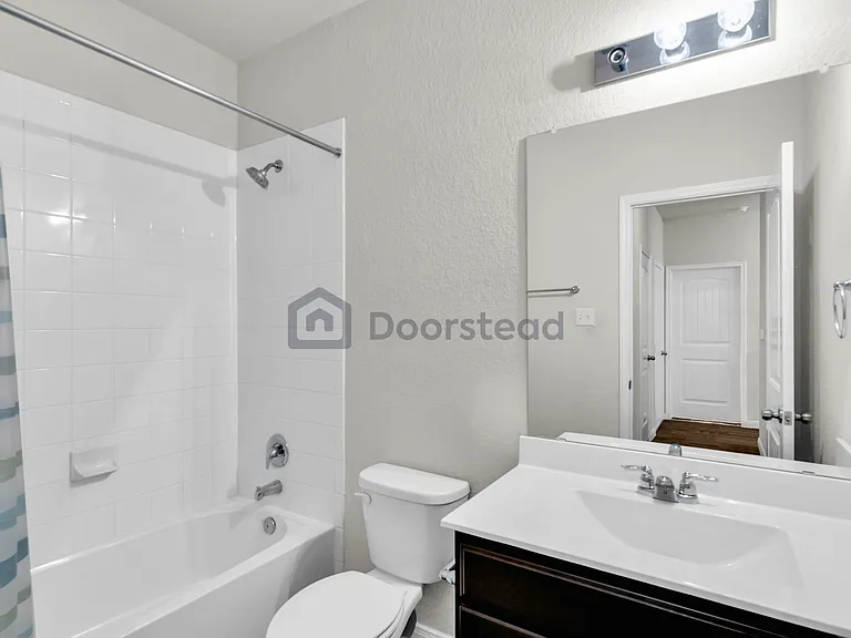 121 Naset Dr — Photo 20