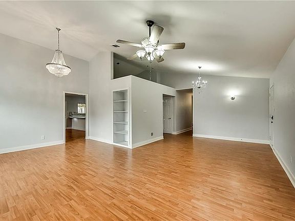 3rd image of 3014 Majestic Ct