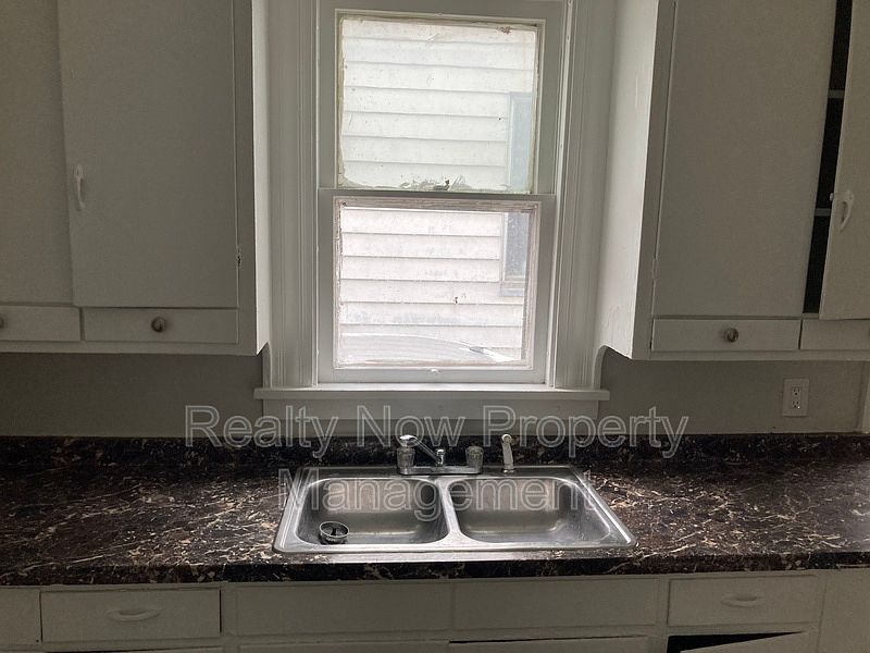 1st image of 4144 Hyde Ave Unit 1