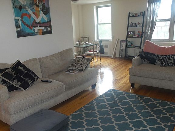 4th image of 66-15 Thornton Pl APT 3S