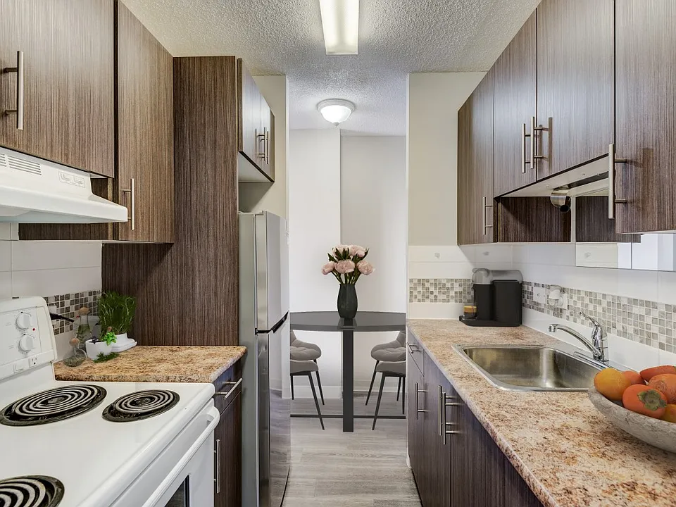 342 15th Ave SW
