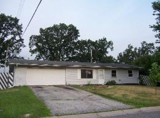 502 E Robyn Rd, Valparaiso, IN 46385