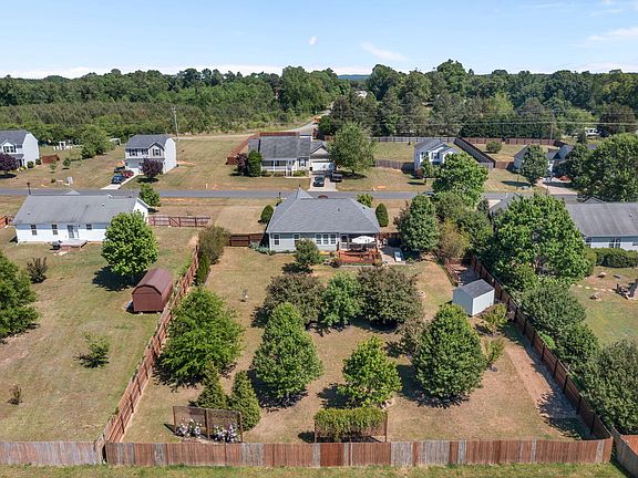 5th image of 5337 Longspur Dr