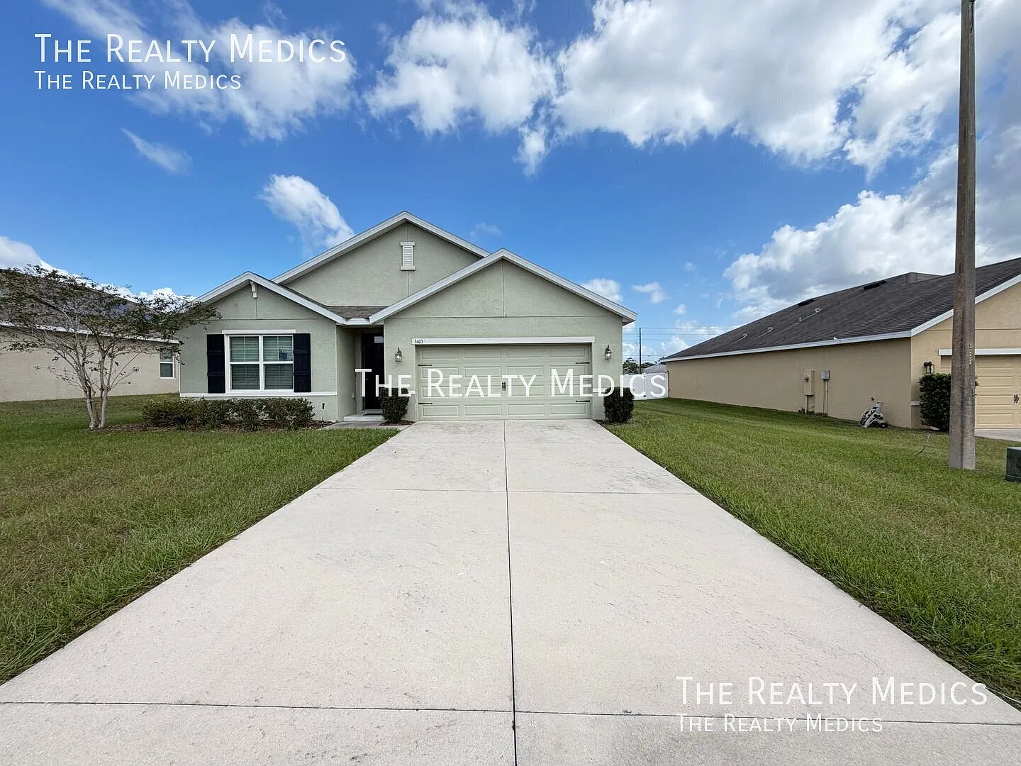 More Room to Live. More Space to Make It Yours. Pet Friendly | Spacious 4-Bedroom Home in Beverly... — Photo 3
