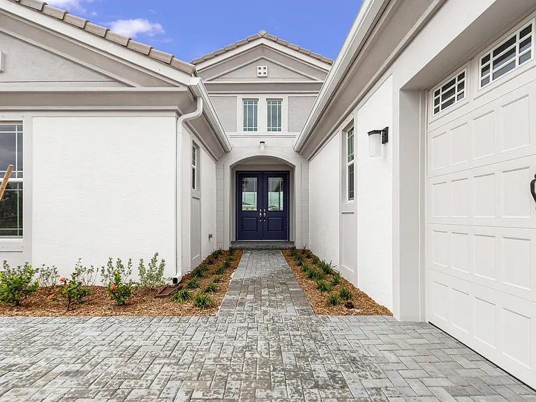 5182 Liberty Ln — Photo 2