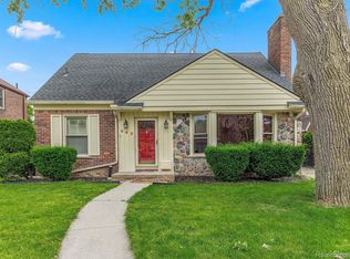 649 Meridan St, Dearborn, MI 48124
