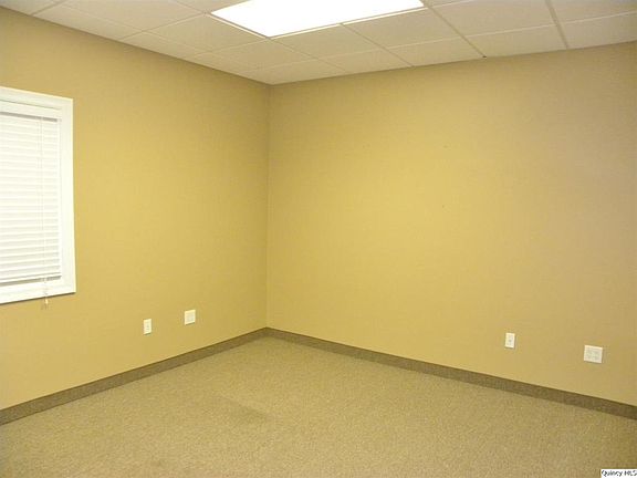 4th image of 3835 E Lake Ctr