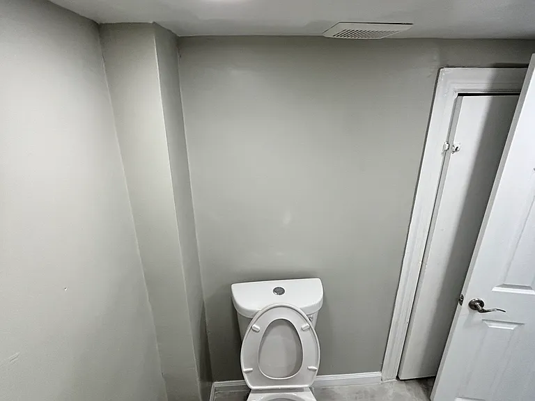 43 Ross St #2 — Photo 3