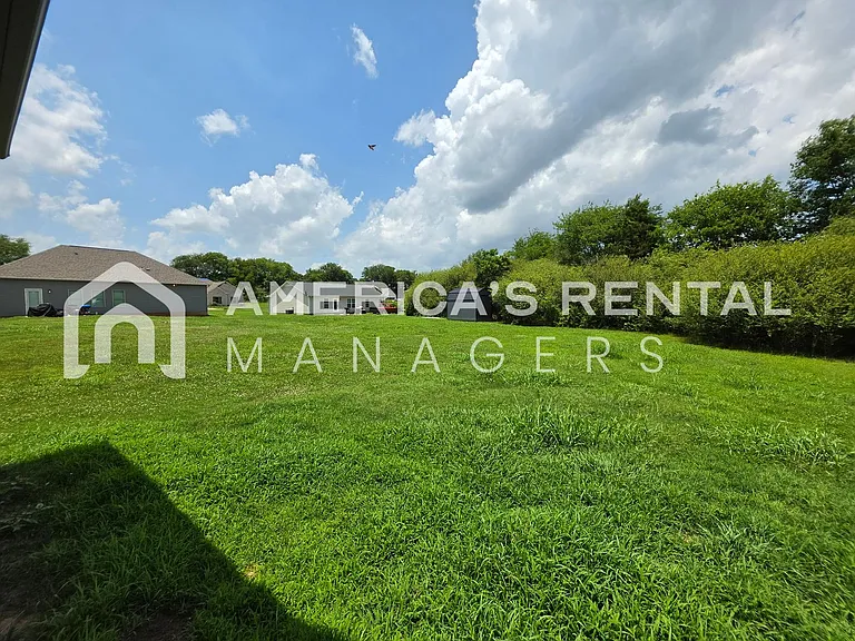 41 Whithall Cir — Photo 54