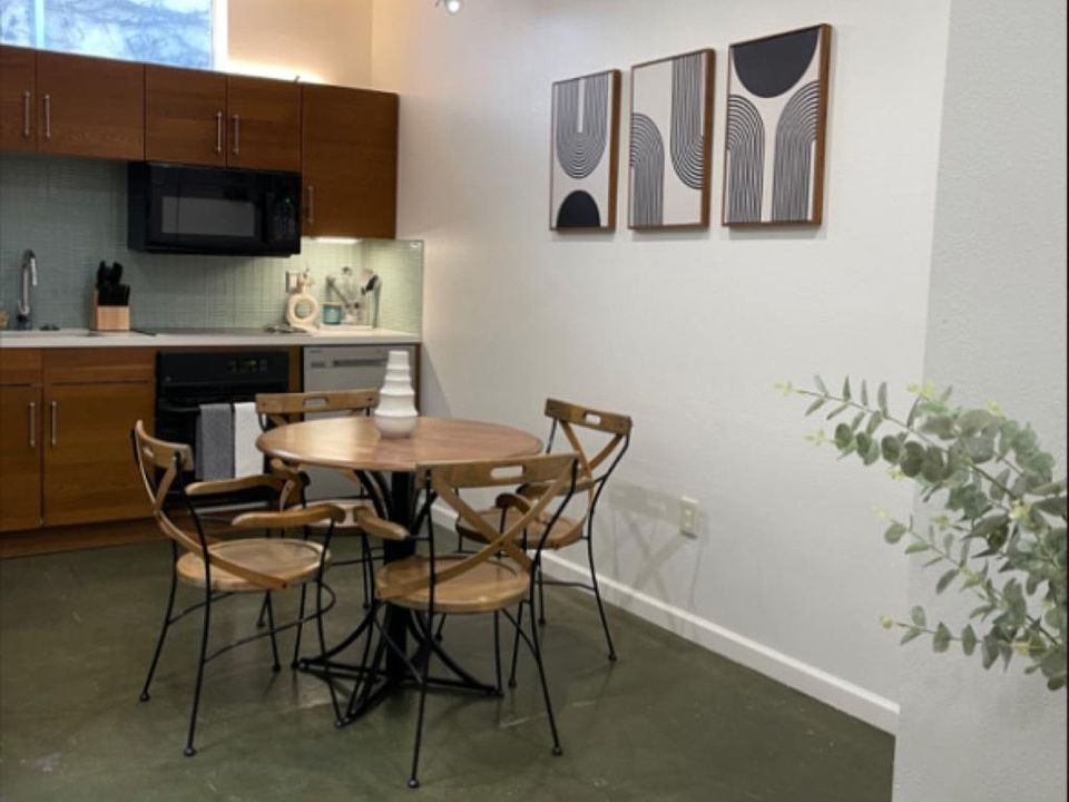 1st image of 1601 Kettner Blvd Floor 1-ID1035838P