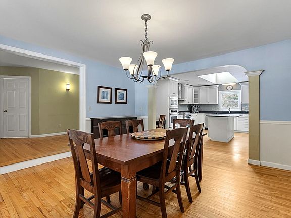 3rd image of 60 Catella Road
