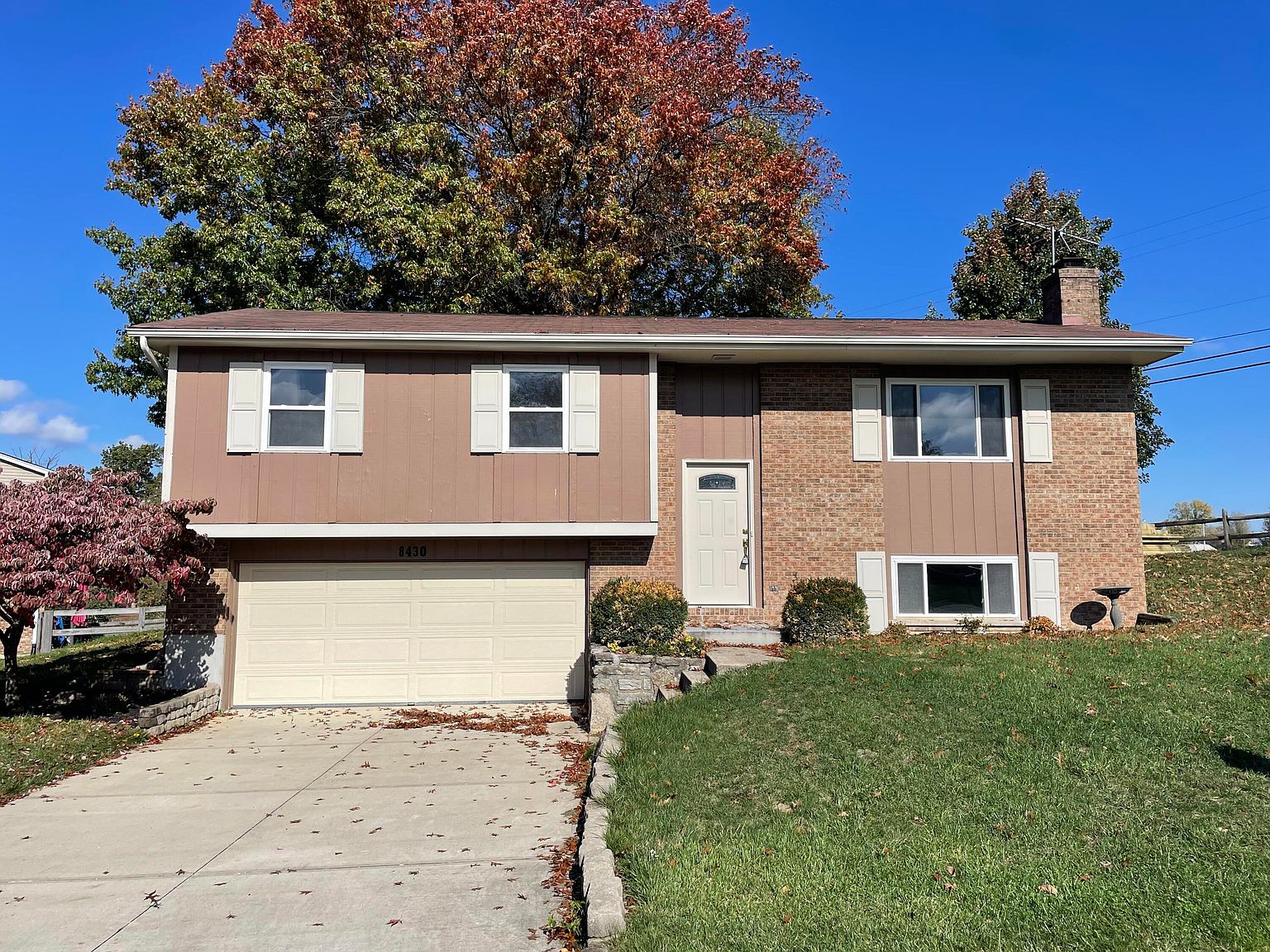 8430 Village Dr, Florence, KY 41042 Zillow