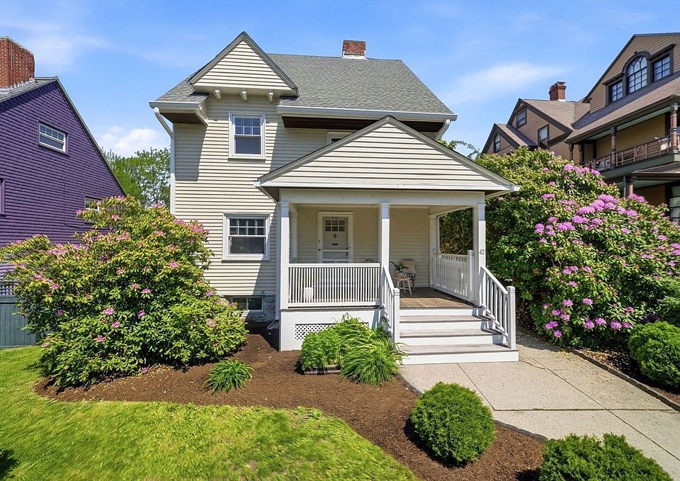 1st image of 42 Roslin St