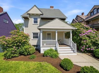 42 Roslin St, Dorchester, MA 02124