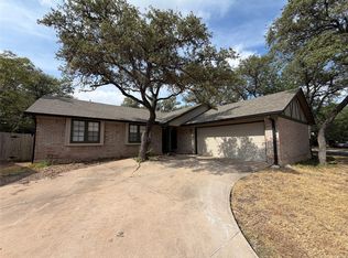 1211 Knollpark Cir, Austin, TX 78758