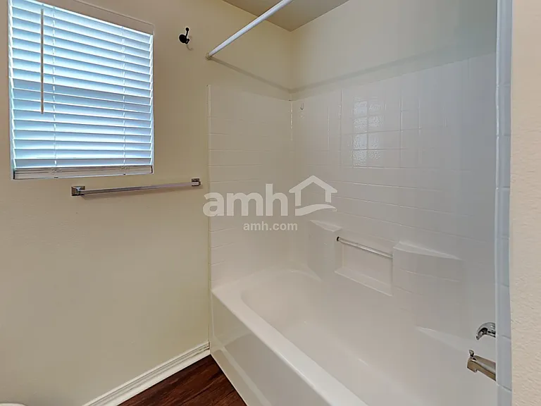 4716 Keepsake Ave — Photo 10