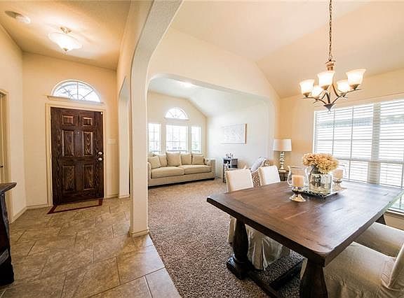2nd image of 5313 Thornbush Dr