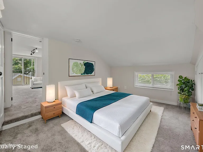 115 Pequot Ave — Photo 30