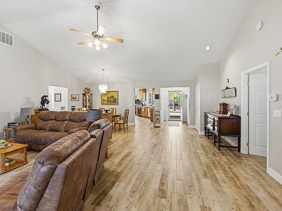 5th image of 51730 Pine Loop Dr