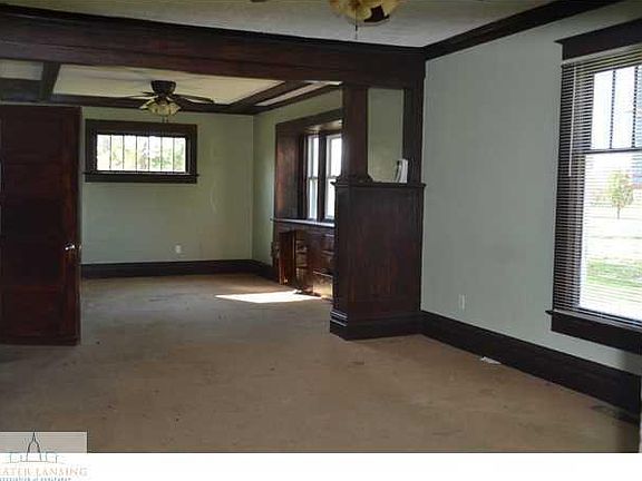 4th image of 1017 W Hillsdale St
