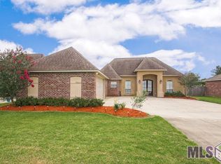 34060 Spring Lake Dr, Walker, LA 70785