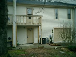 240 Goshen Ln, Woodstock, GA 30188