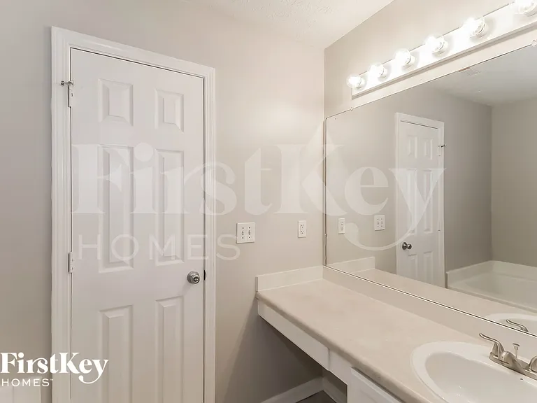 6137 Harvard Ct — Photo 17