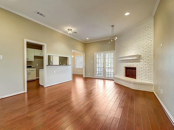 4th image of 5847 Lake Point Dr