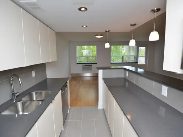 36 Castle Frank Road