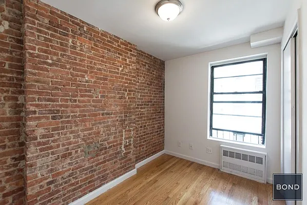 Rented by Bond New York | media 4