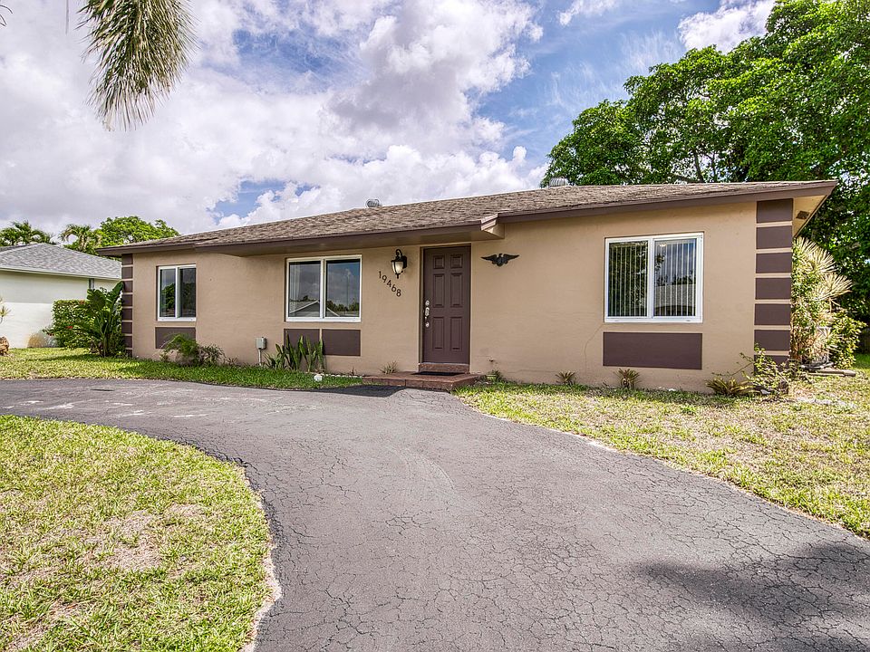 1st image of 19468 Delaware Cir