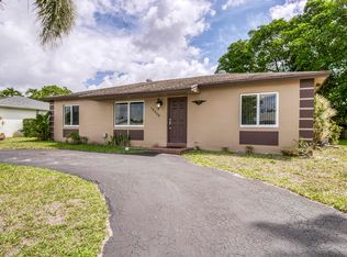 19468 Delaware Cir, Boca Raton, FL 33434