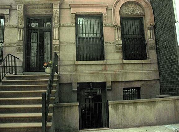 3rd image of 360 W 122nd St