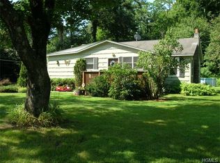 36 Chris Dr, Bloomingburg, NY 12721