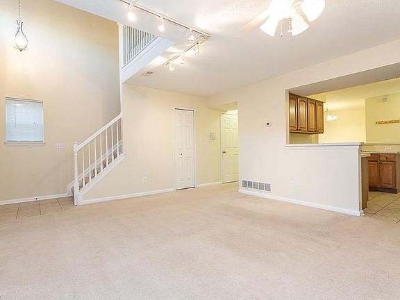4th image of 13823 Woodcroft Trce