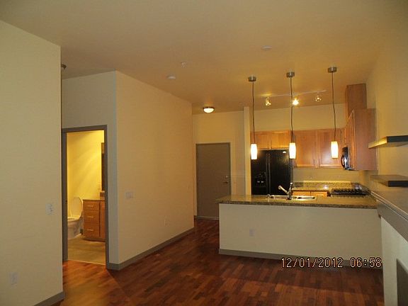 5th image of 375 Kirkland Ave APT 205