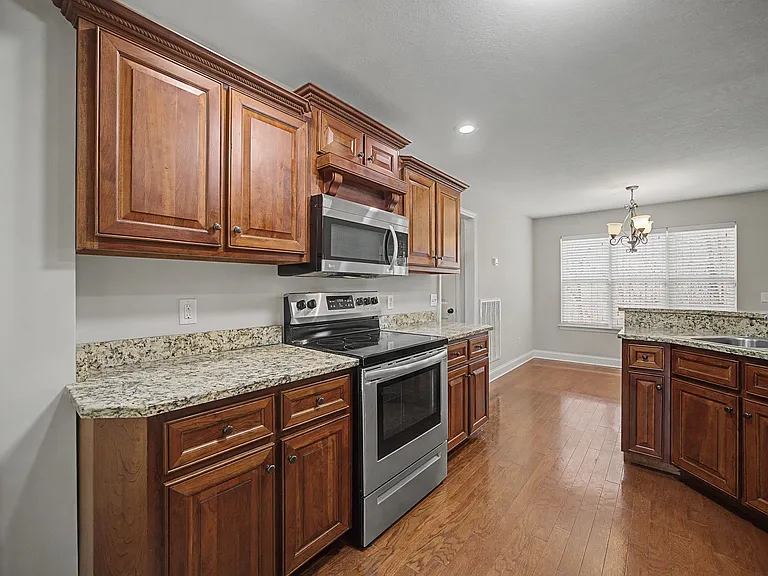 5385 Rose Glen Ct — Photo 11