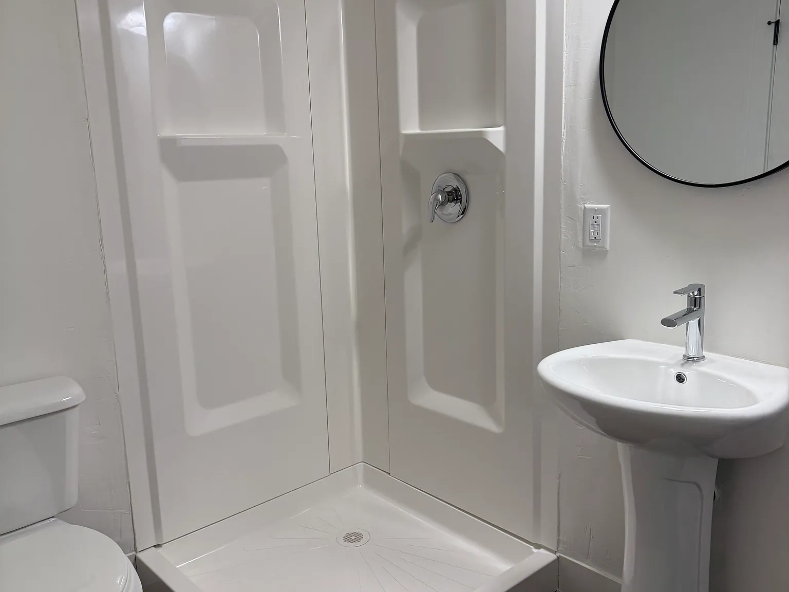 Studio, 600 sqft, $775 — Photo 3