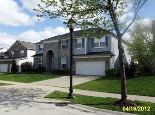 756 Easton Ln, Elk Grove Village, IL 60007