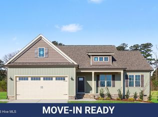 275 Tee Dr, Selma, NC 27576