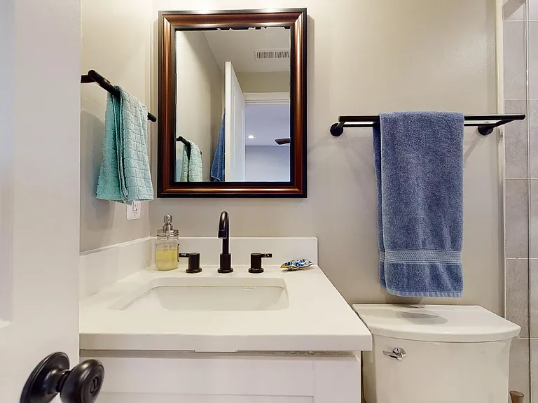 1310 Holbrook St NE #2 — Photo 19