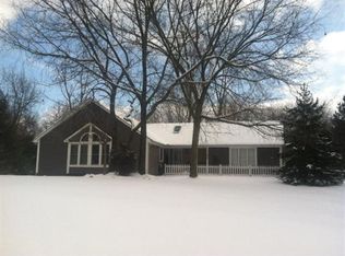 11931 Neil St, Pinckney, MI 48169