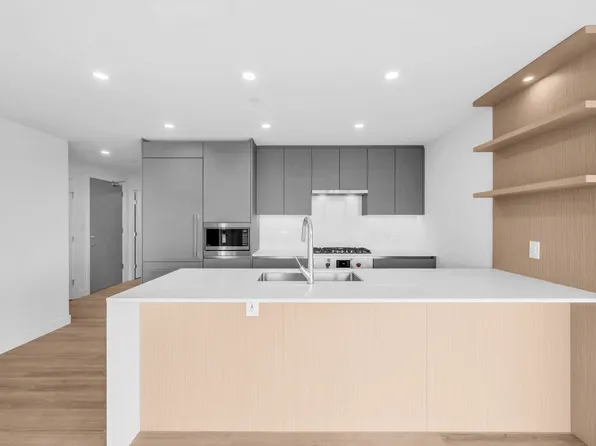 5520 McNaughton Rd #609, Richmond, BC V6X 0X5