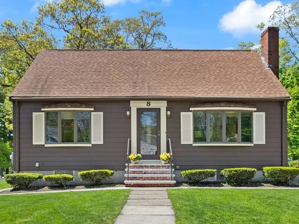 8 Poplar St, Woburn, MA 01801