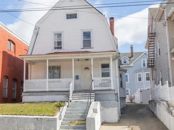 211 Admiral St, Providence, RI 02908