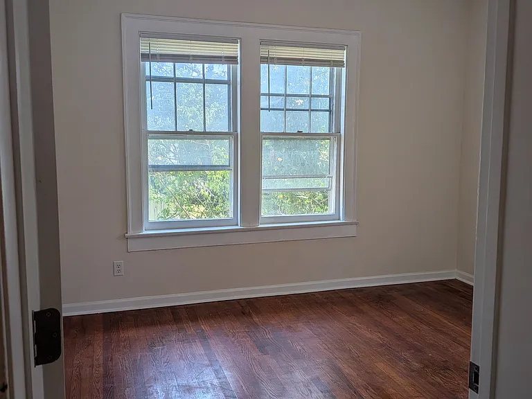 3124 E 5th Ave — Photo 10