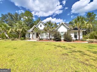 13 N Eagle Dr, Jesup, GA 31546