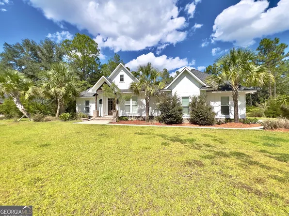 13 N Eagle Dr, Jesup, GA 31546